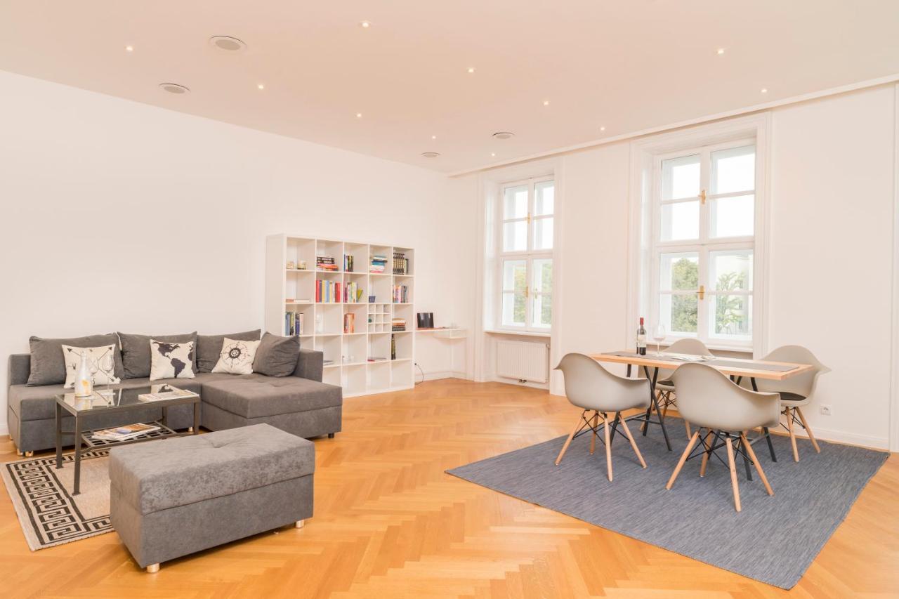 Apartment Parkview Alsergrund By Ichbucheat *